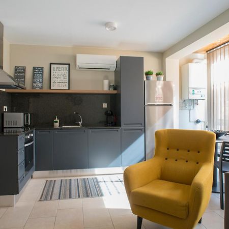 Apartaments Turistics Cardona II Экстерьер фото