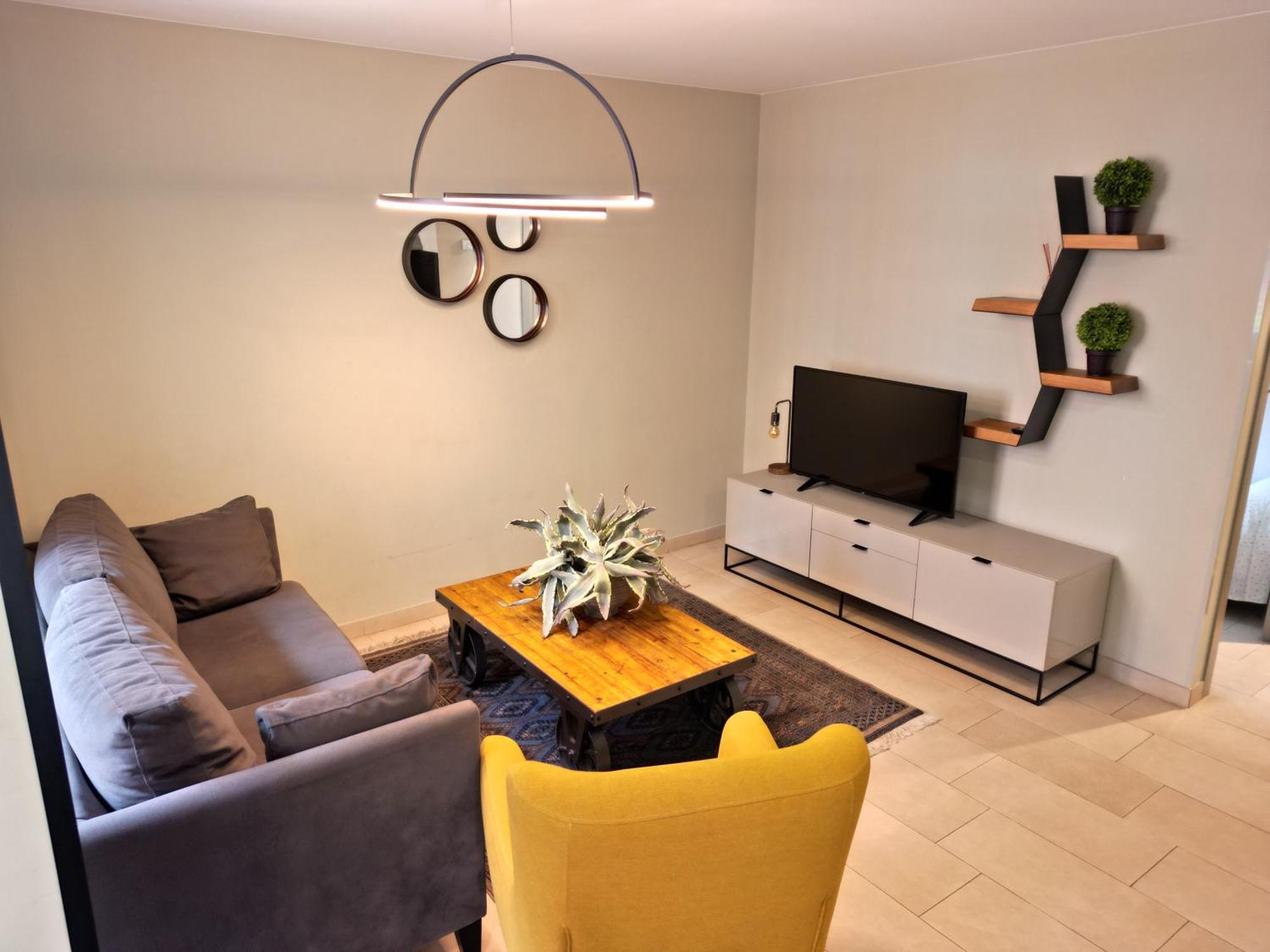 Apartaments Turistics Cardona II Экстерьер фото